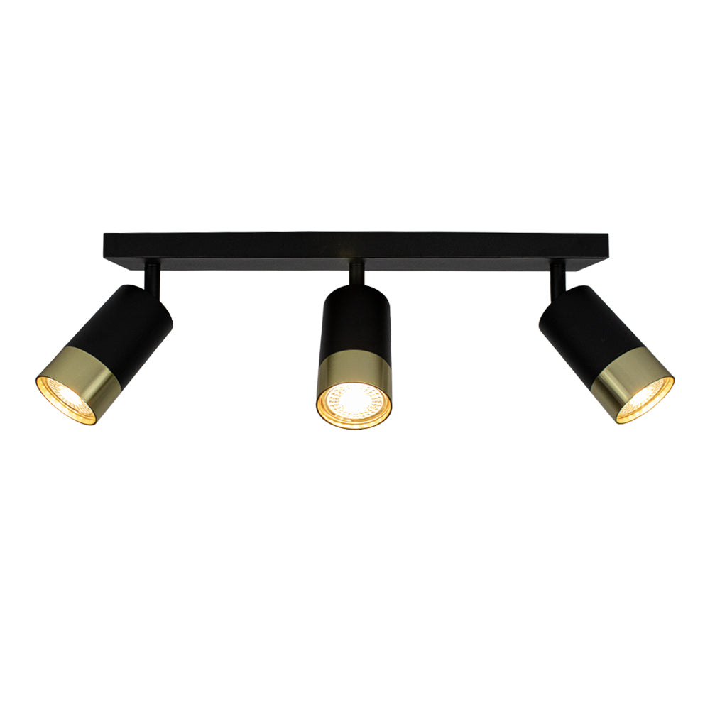 Moderne schwarze Deckenleuchte mit drei verstellbaren Strahlern in Mattschwarz und Gold, Frontansicht.