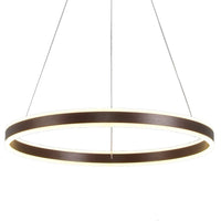 Moderne runde Pendelleuchte mit Holzoberfläche und integrierter LED-Beleuchtung, von der Seite vor weißem Hintergrund gesehen.