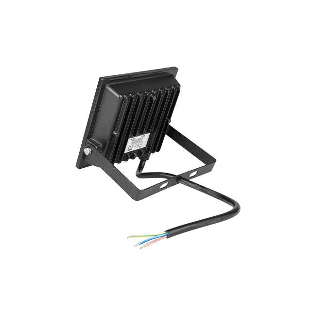Rückansicht eines schwarzen LED-Strahlers mit Kühlrippen, Montagehalterung und dreiadrigem Netzkabel.
