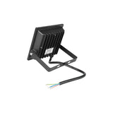Rückansicht eines schwarzen LED-Strahlers mit Kühlrippen, Montagehalterung und dreiadrigem Netzkabel.