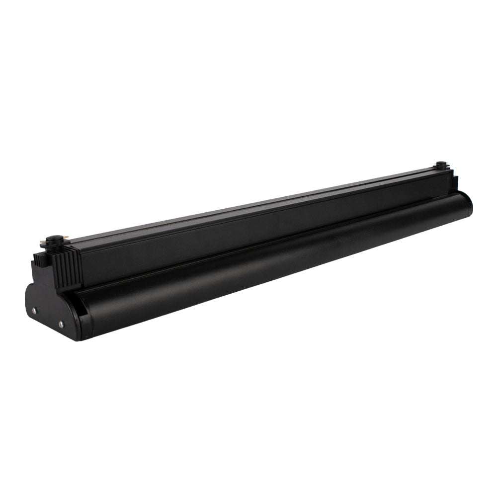 Schwarze Roll-Up-Kassette aus Metall, abgewinkelte Vorderansicht, geeignet als Basis für ein Roll-Up-Bannerdisplay.