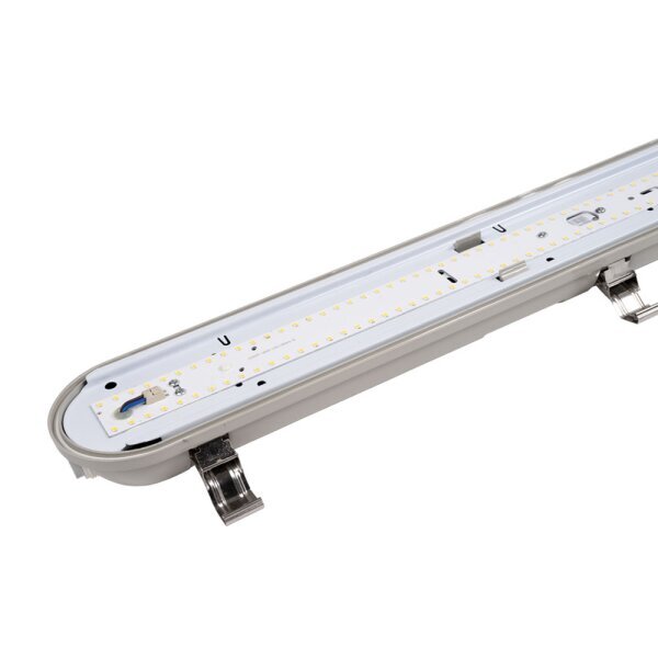 Detailansicht eines offenen LED-Flutlichts oder einer LED-Leuchte mit sichtbaren LED-Chips und Metall-Montageklammern, ideale Deckenbeleuchtung für industrielle oder feuchte Umgebungen.