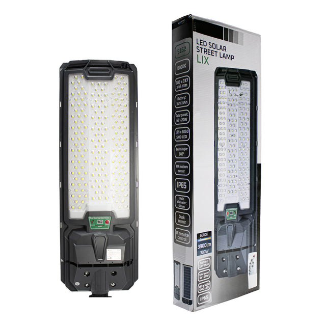 Vorderansicht einer LIX LED-Solarstraßenlaterne neben der Produktverpackung, mit deutlich sichtbaren LED-Panels, PIR-Bewegungssensor und Spezifikationen auf der Verpackung wie 300 W, 6000 K, 3900 Lumen, IP65 und Fernbedienung.
