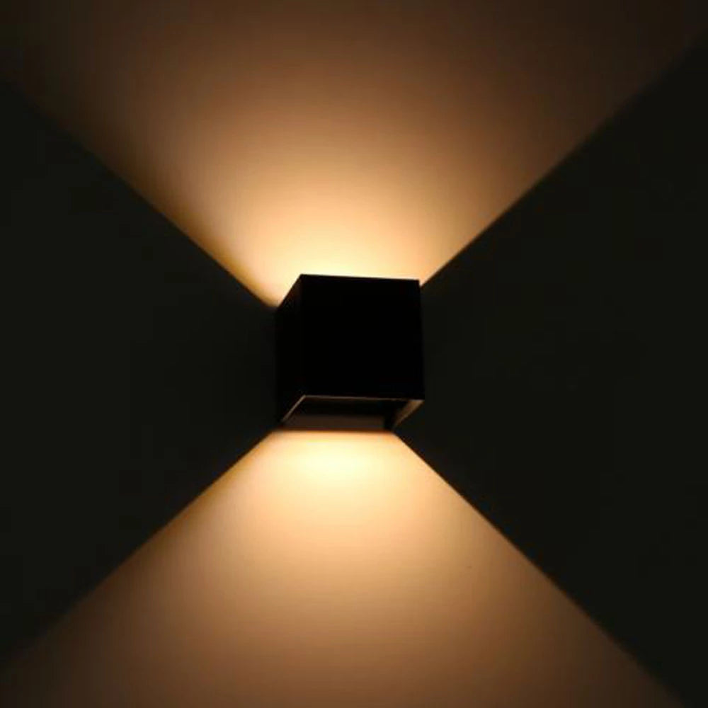 Bündel | LED-Würfel-Wandleuchte 6W | DIMMBAR | IP65 | schwarz | 4 Stück