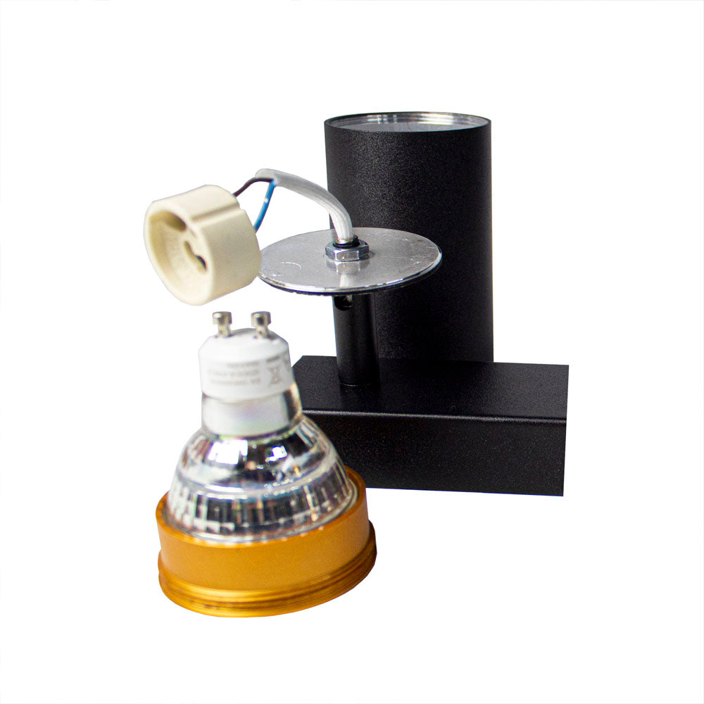 Schwarzer Aufbaustrahler mit GU10-Fassung und separatem LED-Strahler, Frontansicht der kompletten Deckenleuchte inklusive Montagematerial.