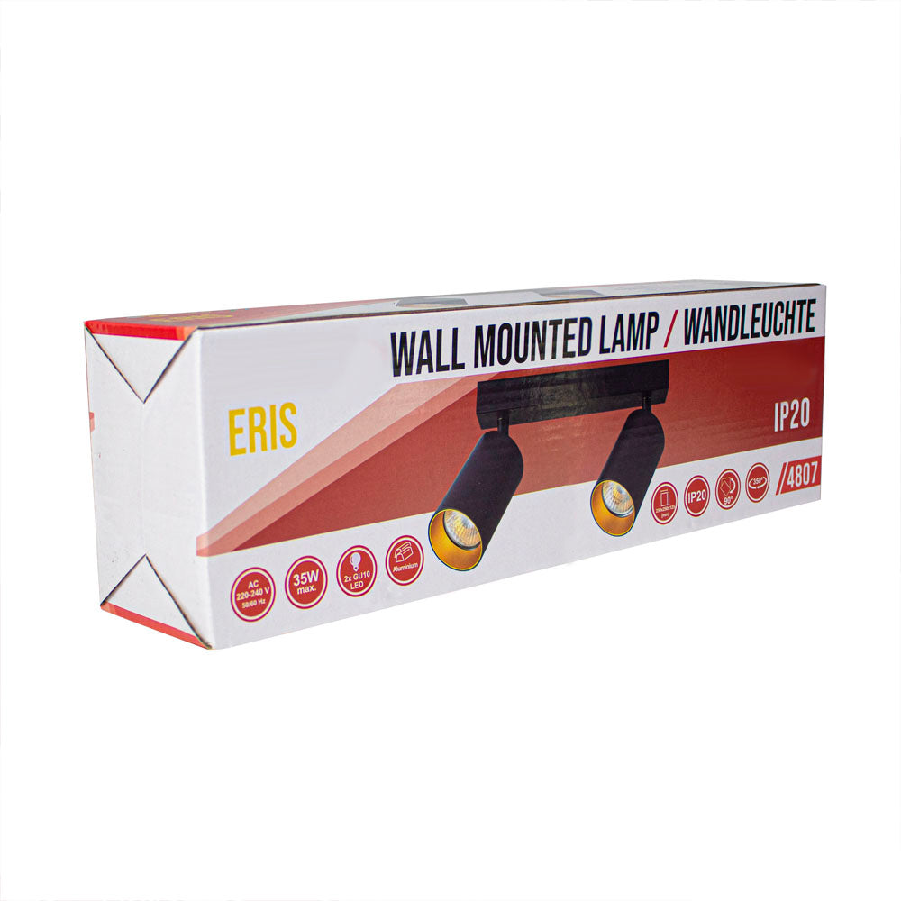 Produktverpackung der ERIS Wandleuchte mit zwei verstellbaren Strahlern, Frontansicht des Kartons schräg mit Produktinformationen wie IP20-Klassifizierung, 35W max und 2x GU10 LED.