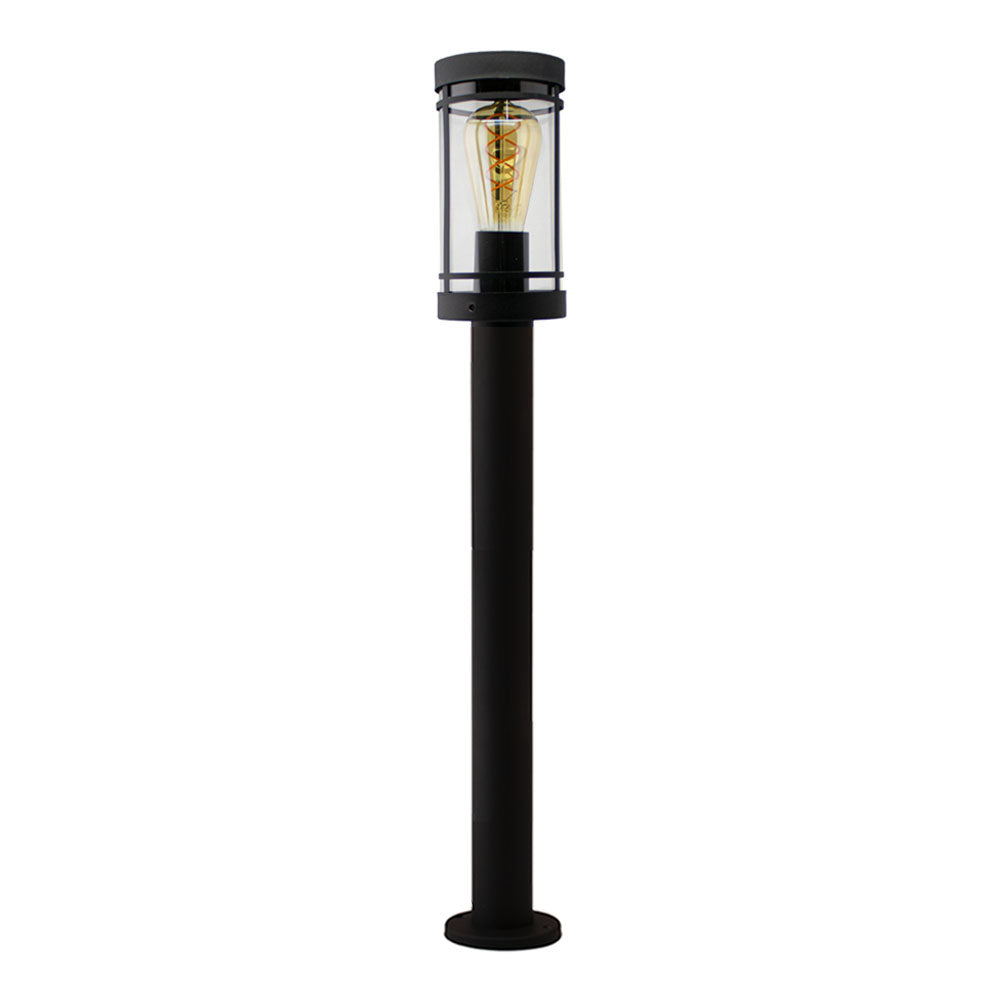 Schwarze moderne Außenleuchte auf Sockel mit Glasschirm und sichtbarer Glühlampe, Frontansicht.