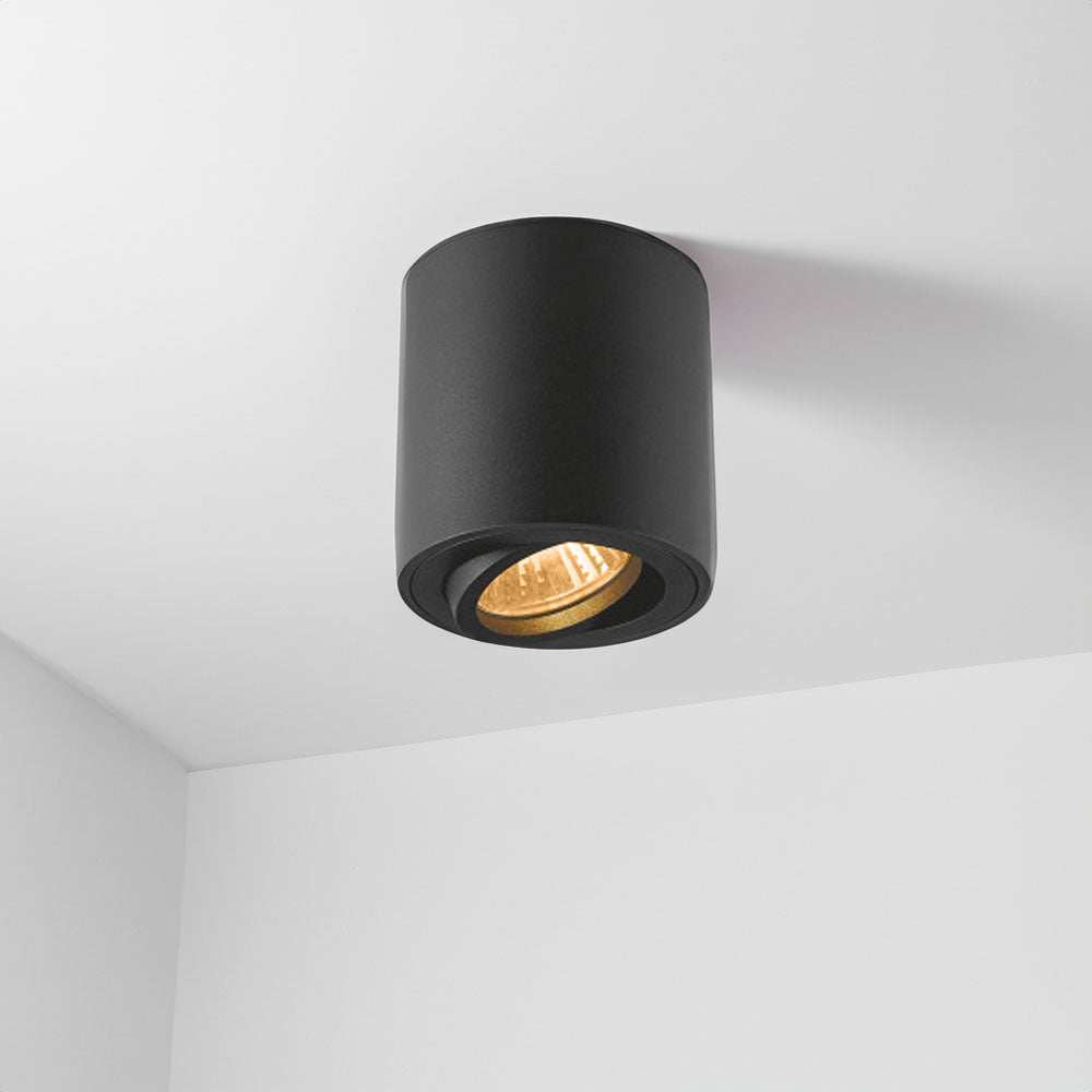 Opbouw spot armatuur zwart Ø80mm rond dimbaar GU10 fitting - warm wit licht - sfeerfoto