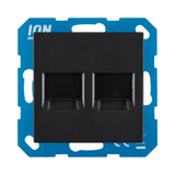 Vorderansicht einer ION Industries RJ45-Doppelnetzwerk-Wandsteckdose in Schwarz, montiert auf einem blauen Montagerahmen.