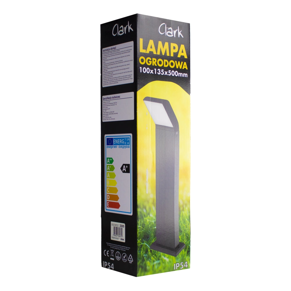 Verpackung der Außenleuchte Clark Lampa Ogrodowa, Abmessungen 100 x 135 x 500 mm, mit Energieklasse A+ und IP54-Klassifizierung, schräge Vorderansicht der Produktbox.
