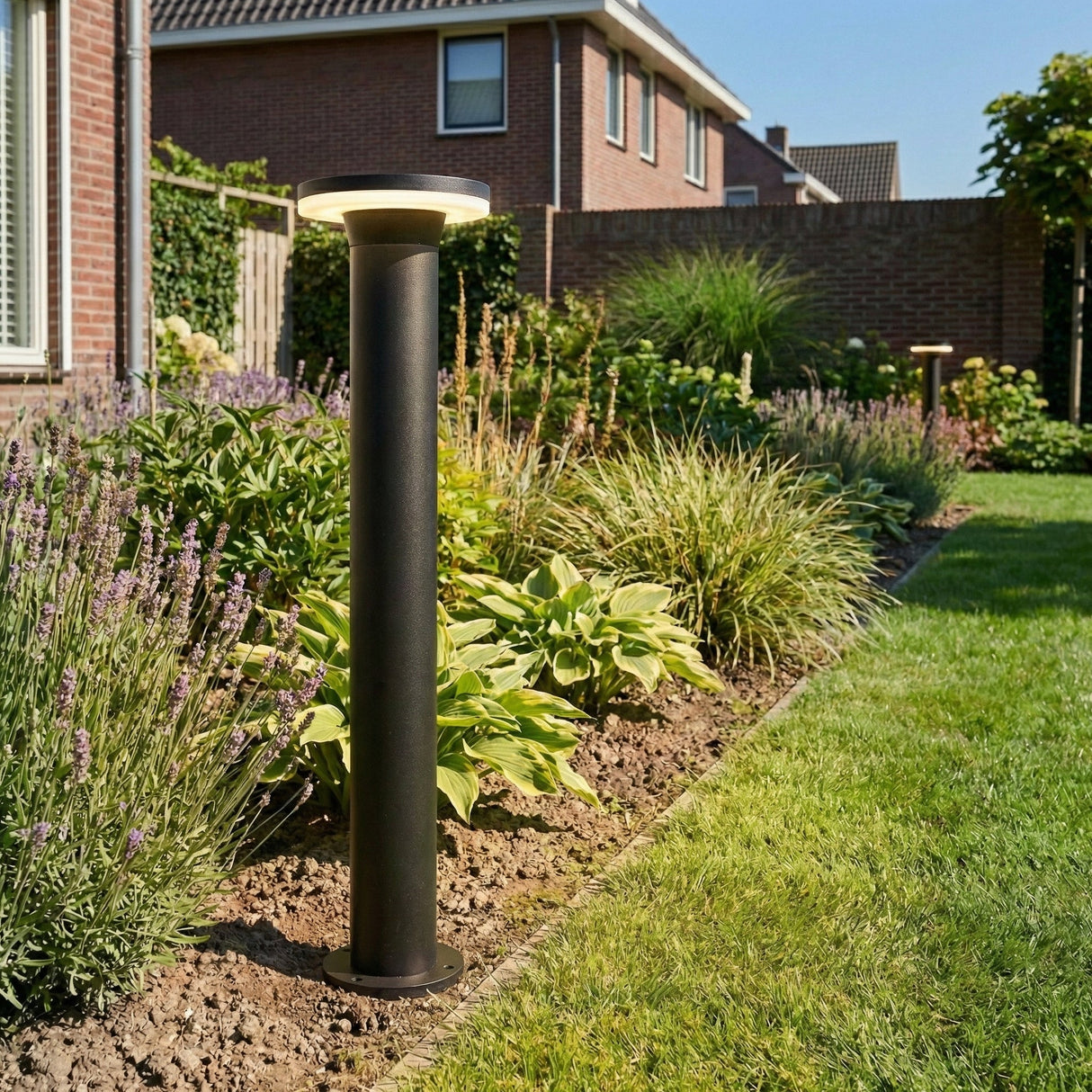 Runder LED-Gartenpfosten - Stehende Außenleuchte 60cm | Schwarz | 12 Watt | IP65 | 3000K – Warmweiß